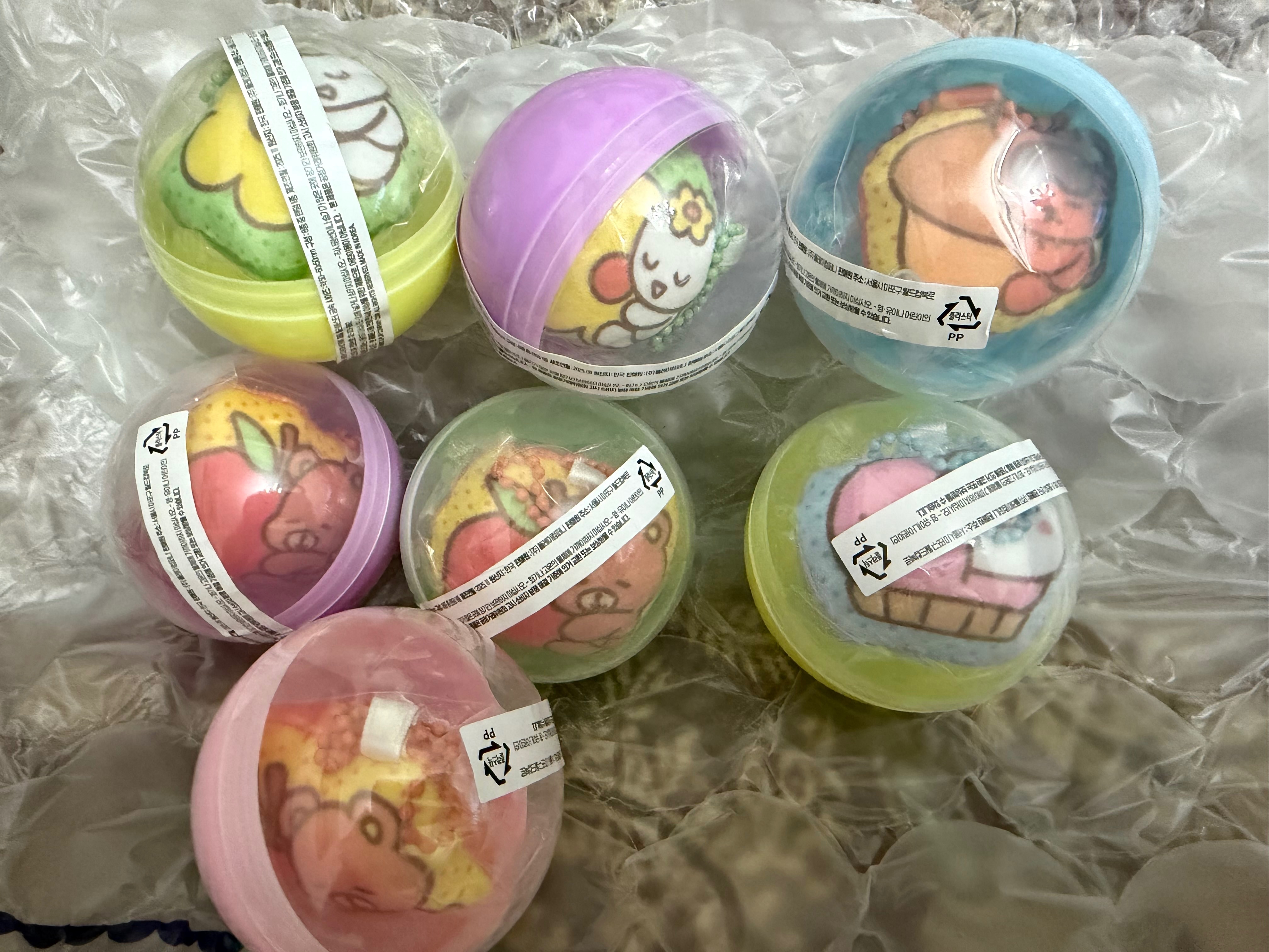 生日娃娃吊飾扭蛋