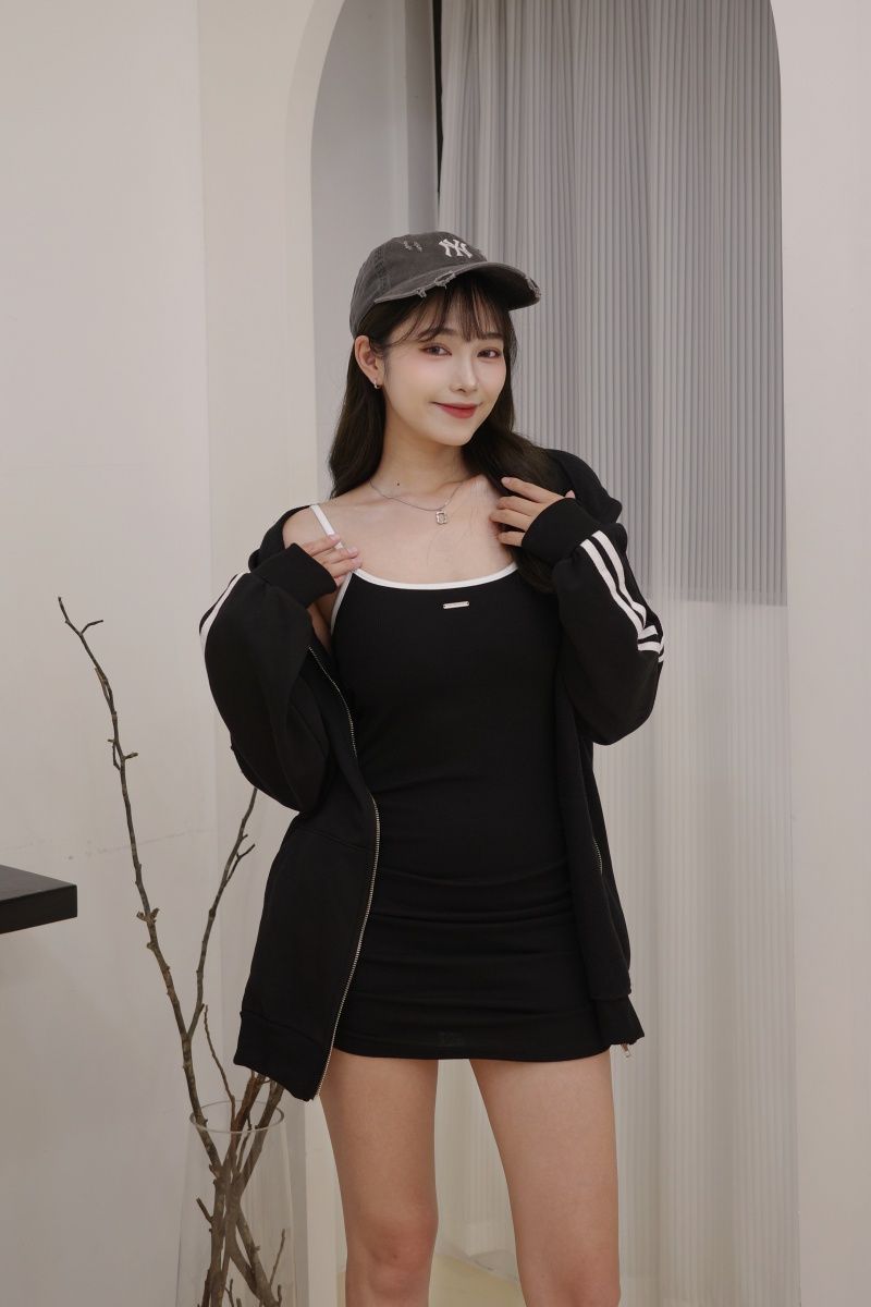 現▴邊條連帽短洋組