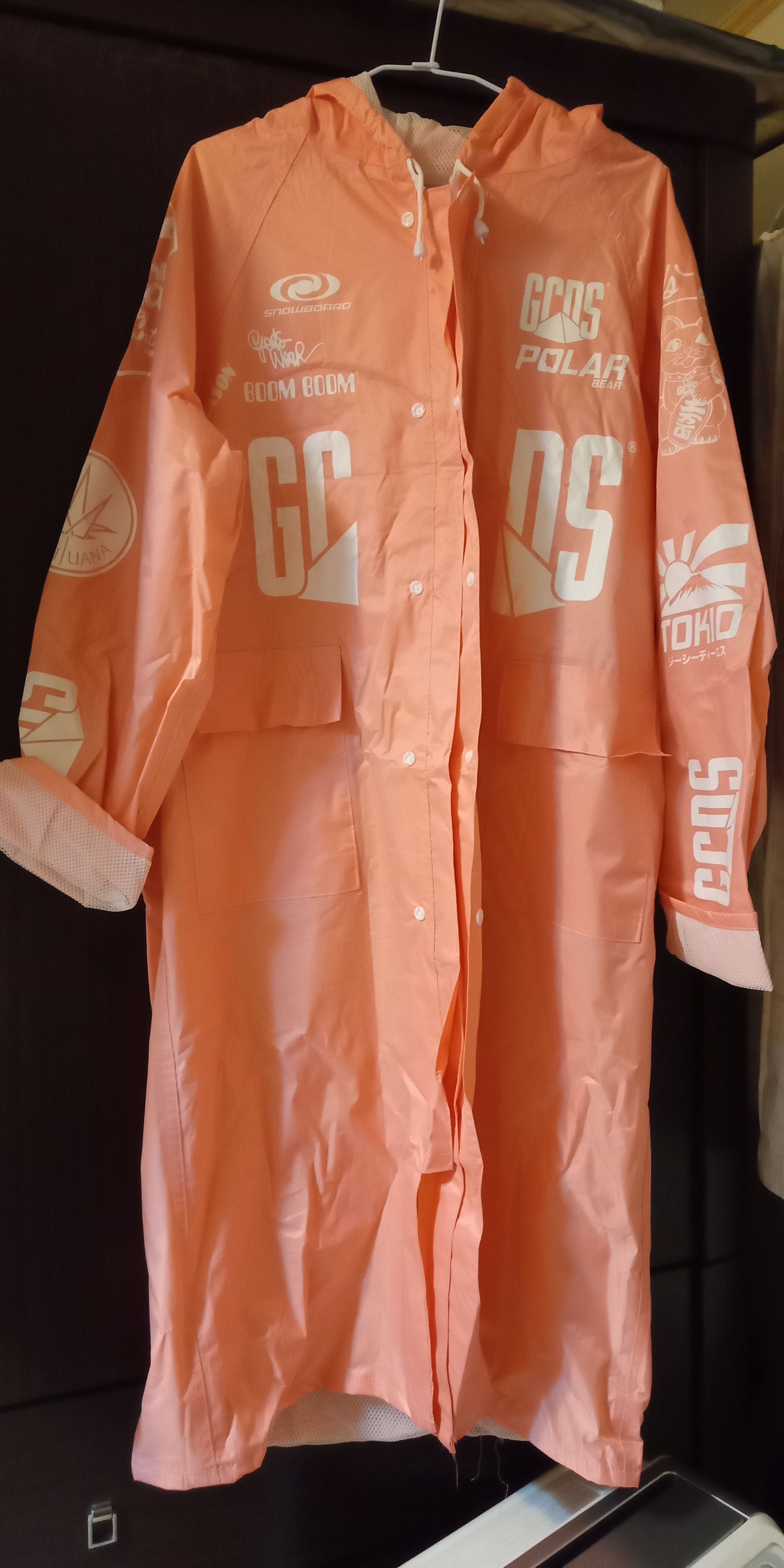 義大利潮牌GCDS雨衣