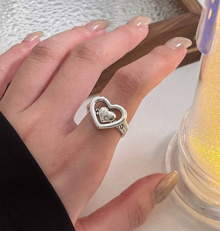 預購🤎𝟗𝟐𝟓純銀鏤空愛心戒指