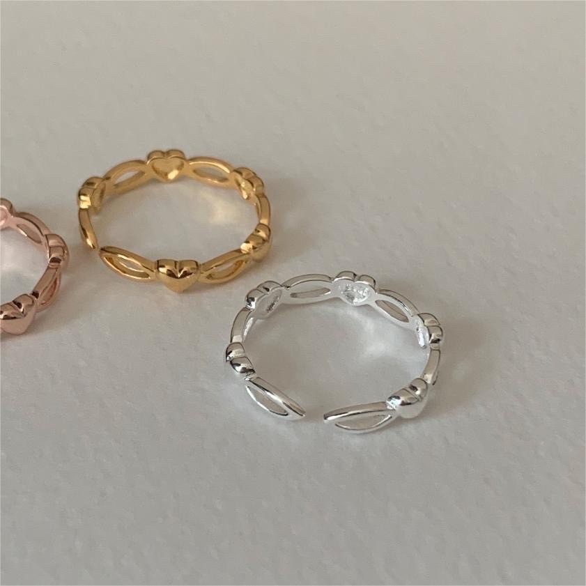 少量現貨🩵𝟗𝟐𝟓純銀 竹節愛心戒指