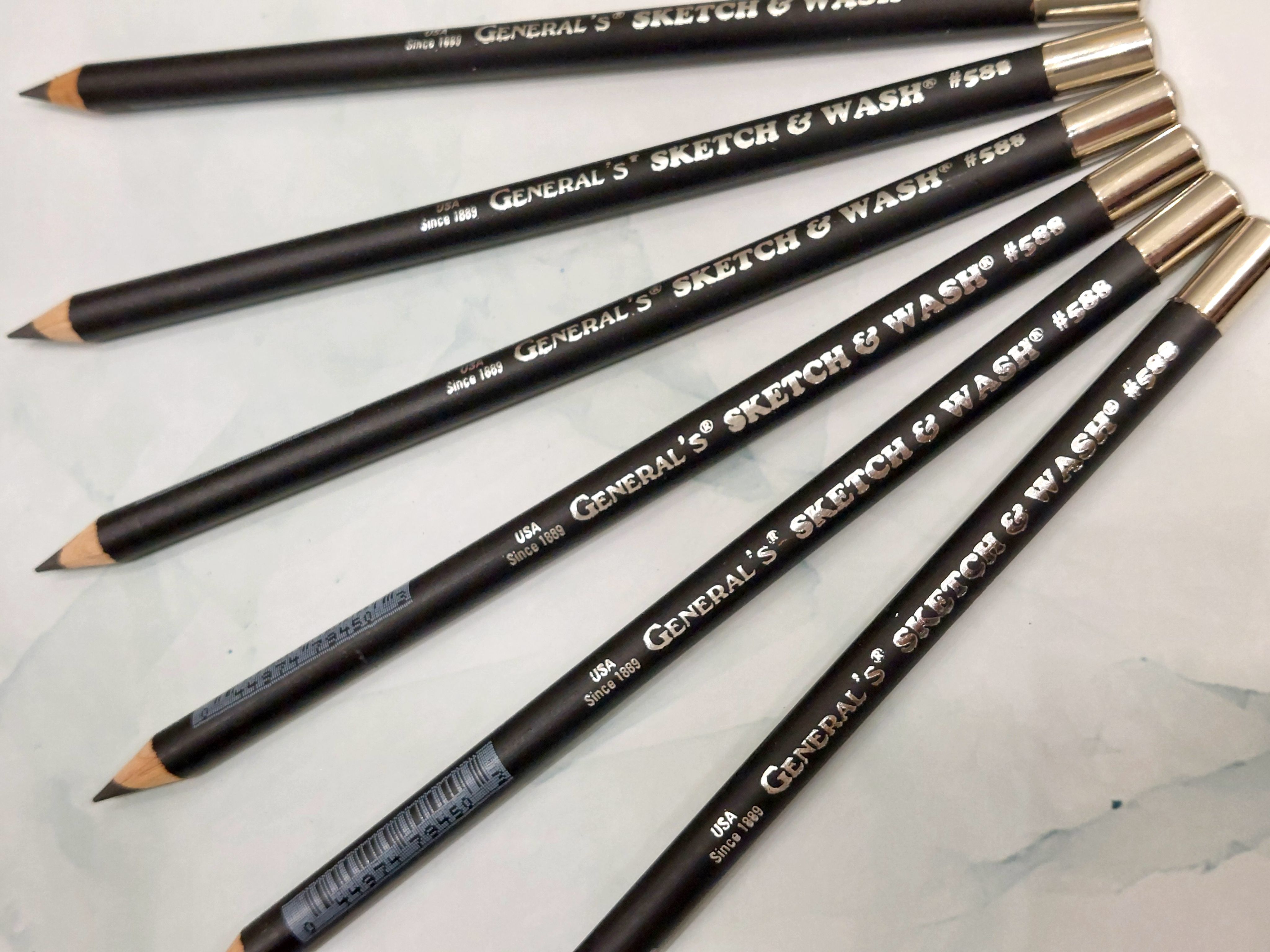 General’s 黑色水性素描鉛筆 Sketch and Wash Pencil