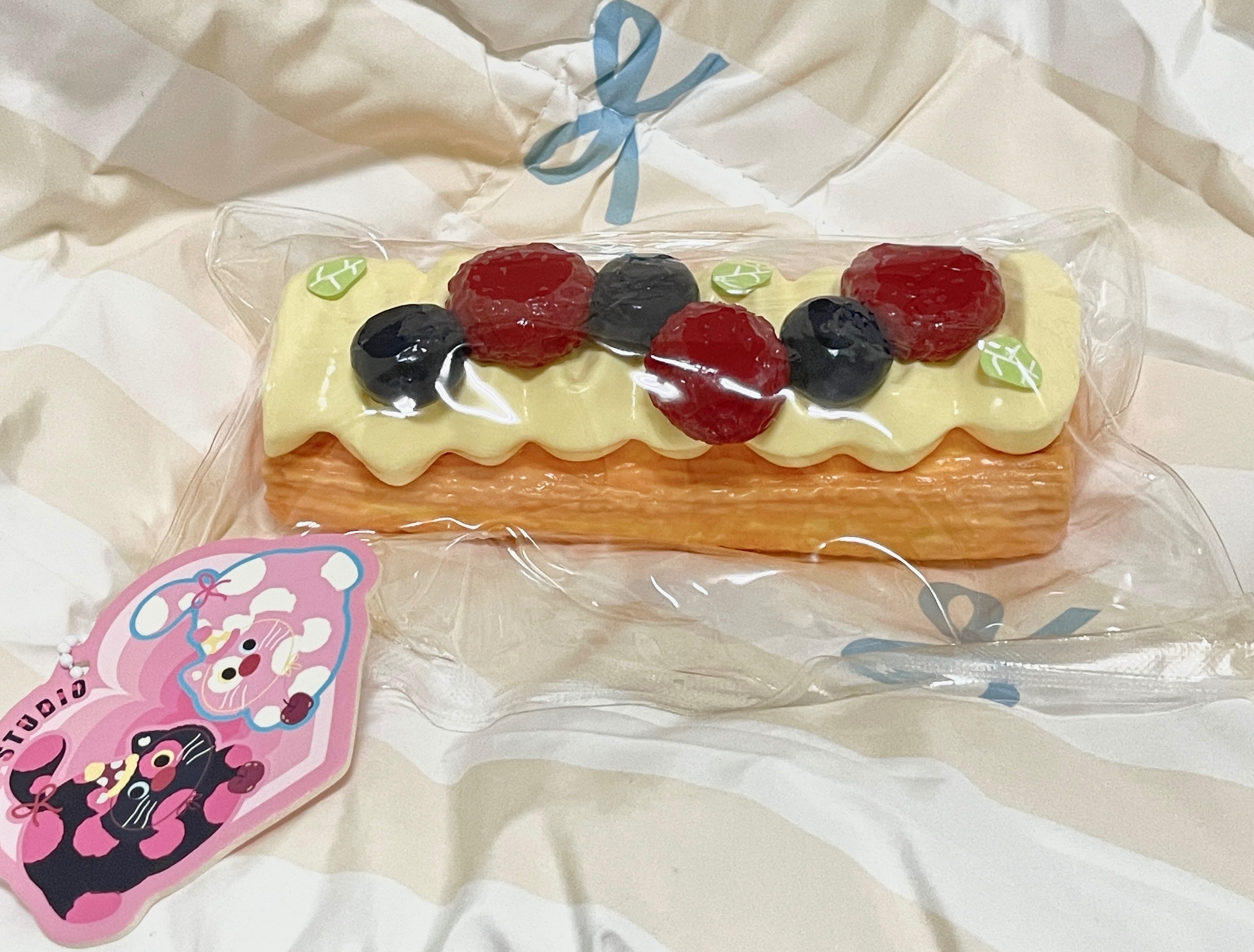 木木 樹莓奶油拿破崙