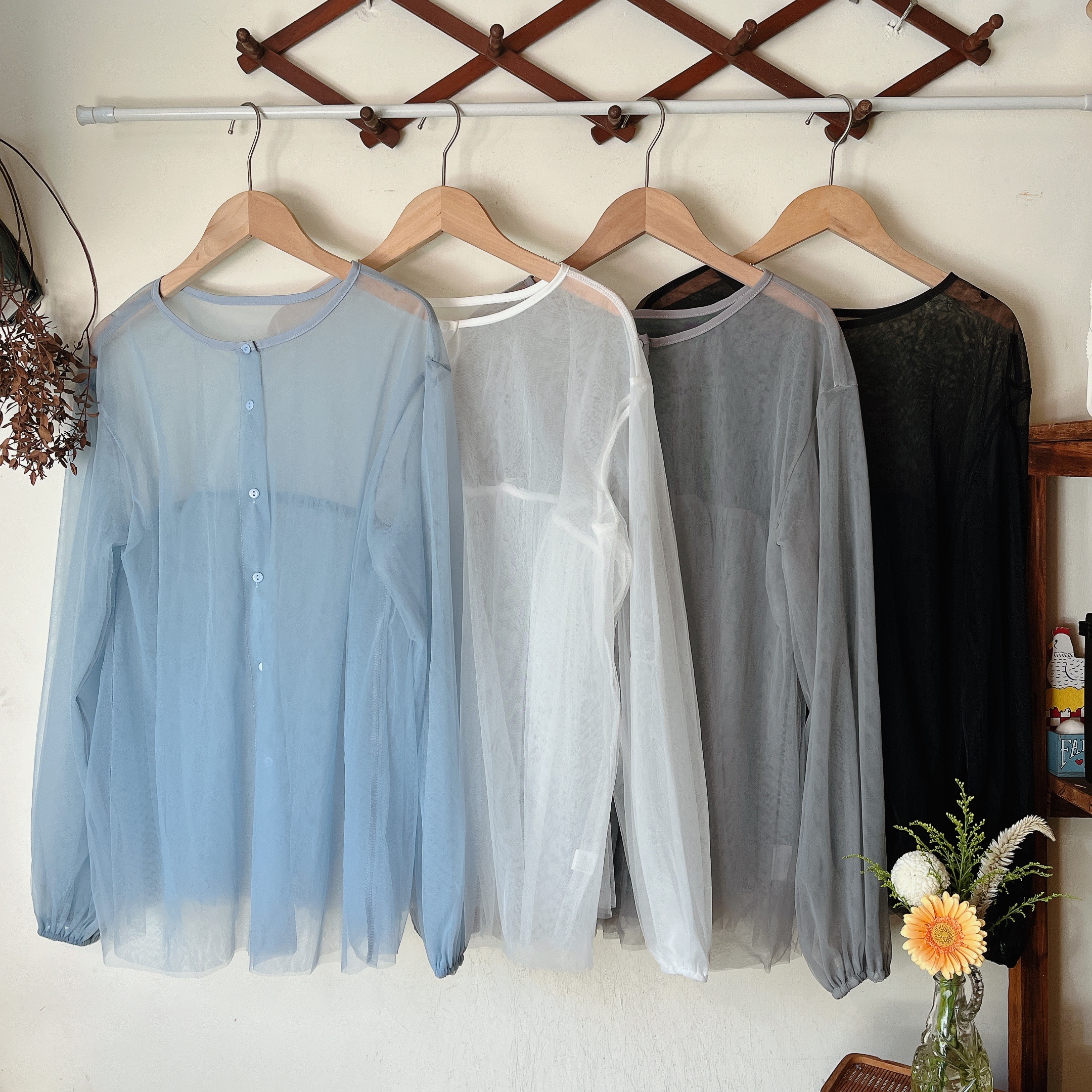 透膚雪紡素色襯衫罩衫（灰色製作中）