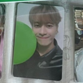 Jackson 王嘉爾 小卡