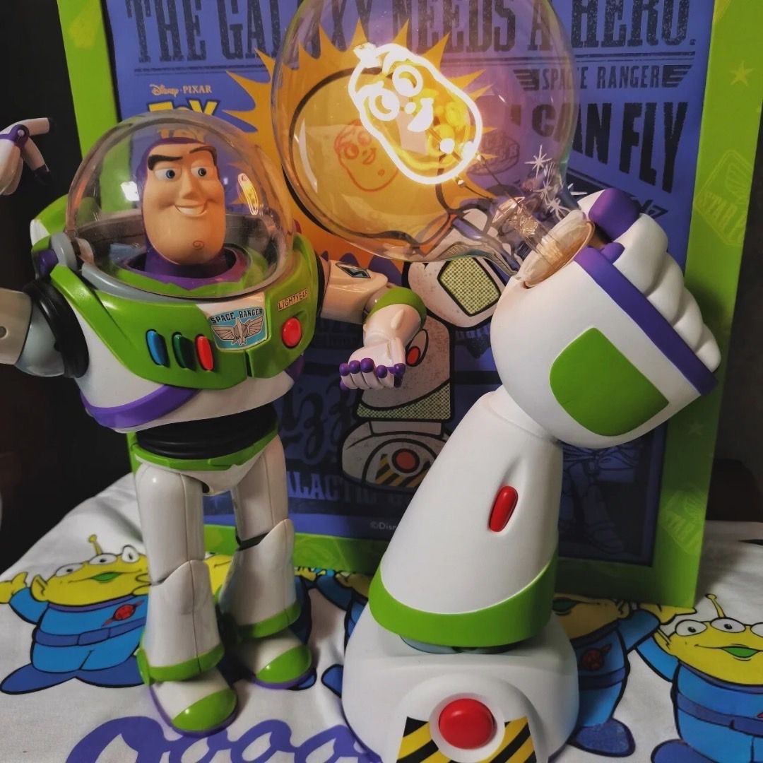 正版🔥【 迪士尼·皮克斯聯名手燈 】