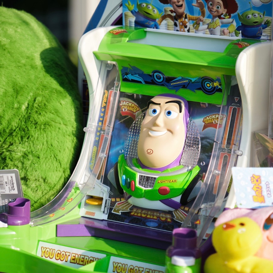 絕版品（日本多美卡正版）巴斯光年推幣機