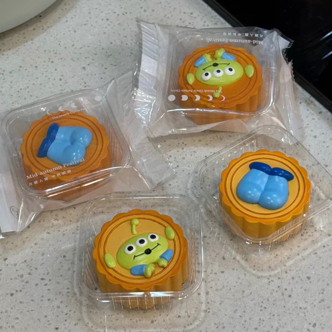 中秋🥮立體月餅三眼怪冰箱貼