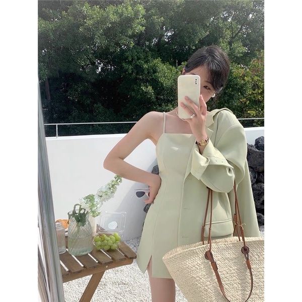 🇰🇷仙女感👼🏻細肩帶下開衩短洋裝 婚禮必備洋裝