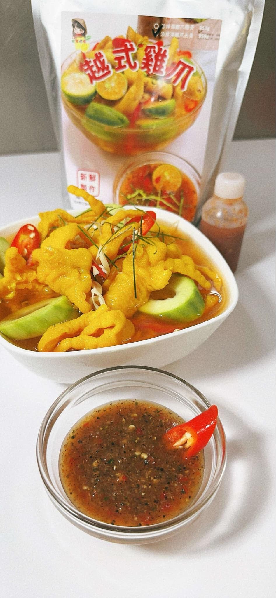 涼拌湯全去骨+小罐胡椒檸檬醬Xả rút  （有放青芒果）