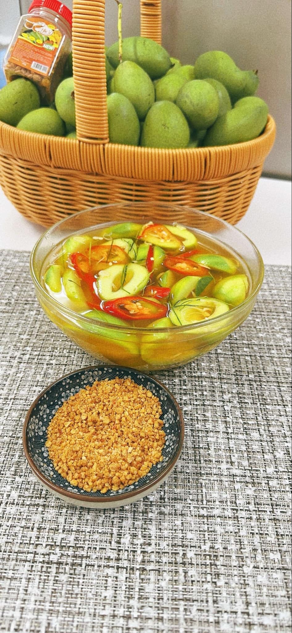 涼拌湯芒果 xoài xả