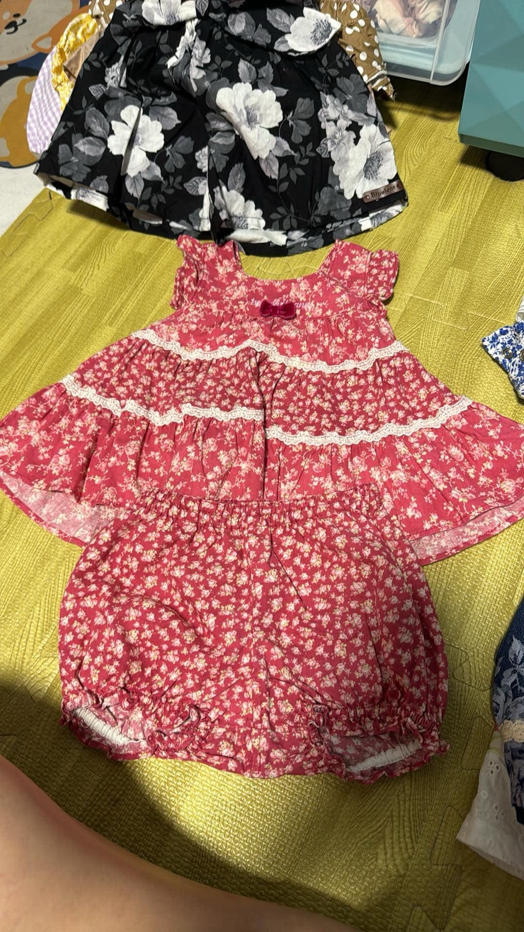 女寶衣服