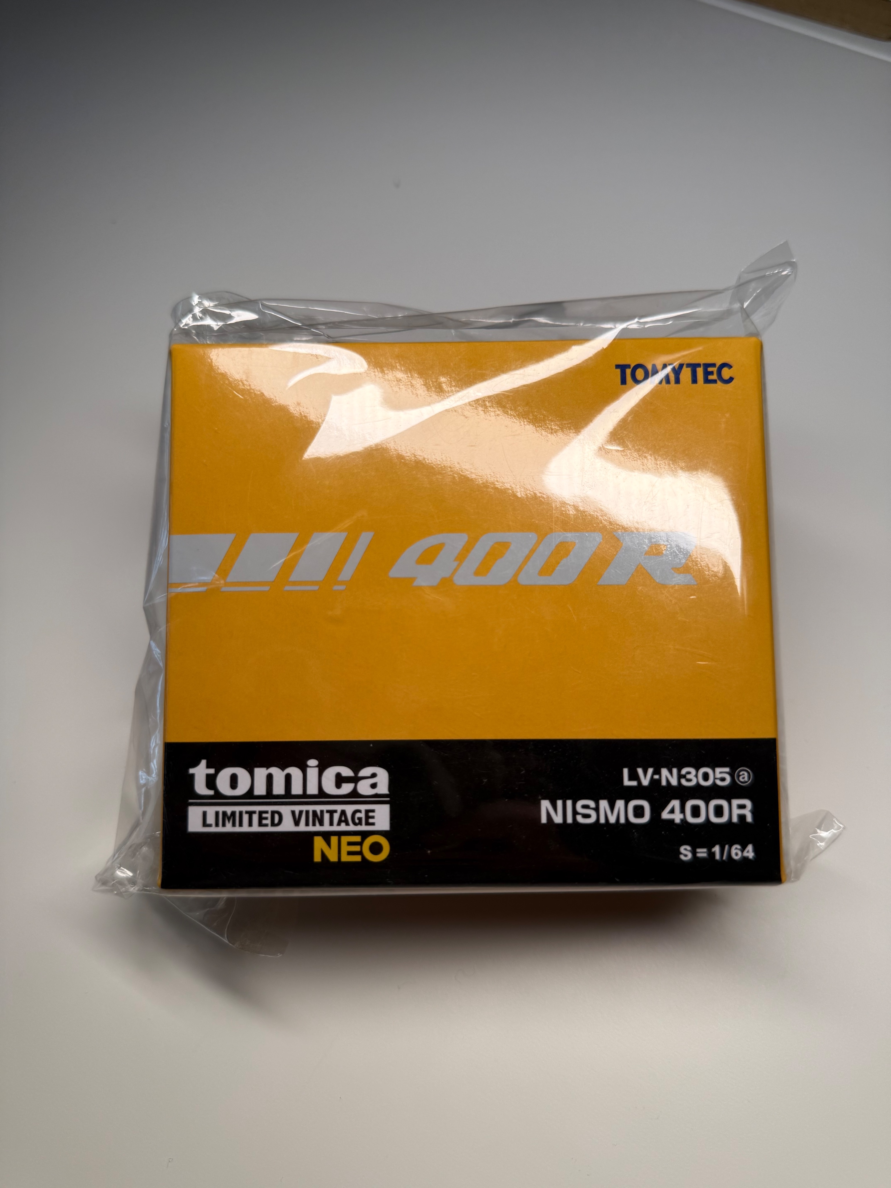LV-N305a NISMO 400R