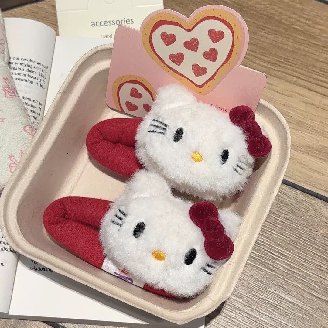 🌟現貨🌟‼️此商品不含運費滿百元才寄出‼️hellokitty髮夾、髮圈-超可愛又百搭（此商品無包含在滿額贈計算