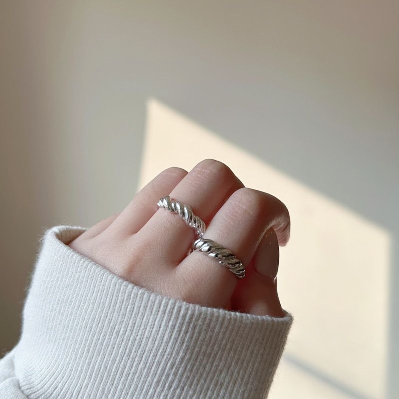 925silver🩶牛角麵包開口戒｜點圖片看更多