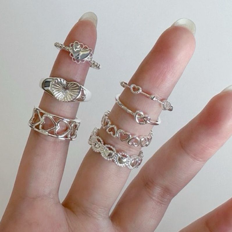 冷淡風愛心環繞戒指｜點圖片看更多（金色另有賣場）