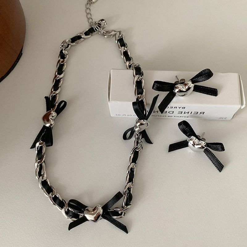 韓系編織蝴蝶愛心項鍊｜點圖片看更多