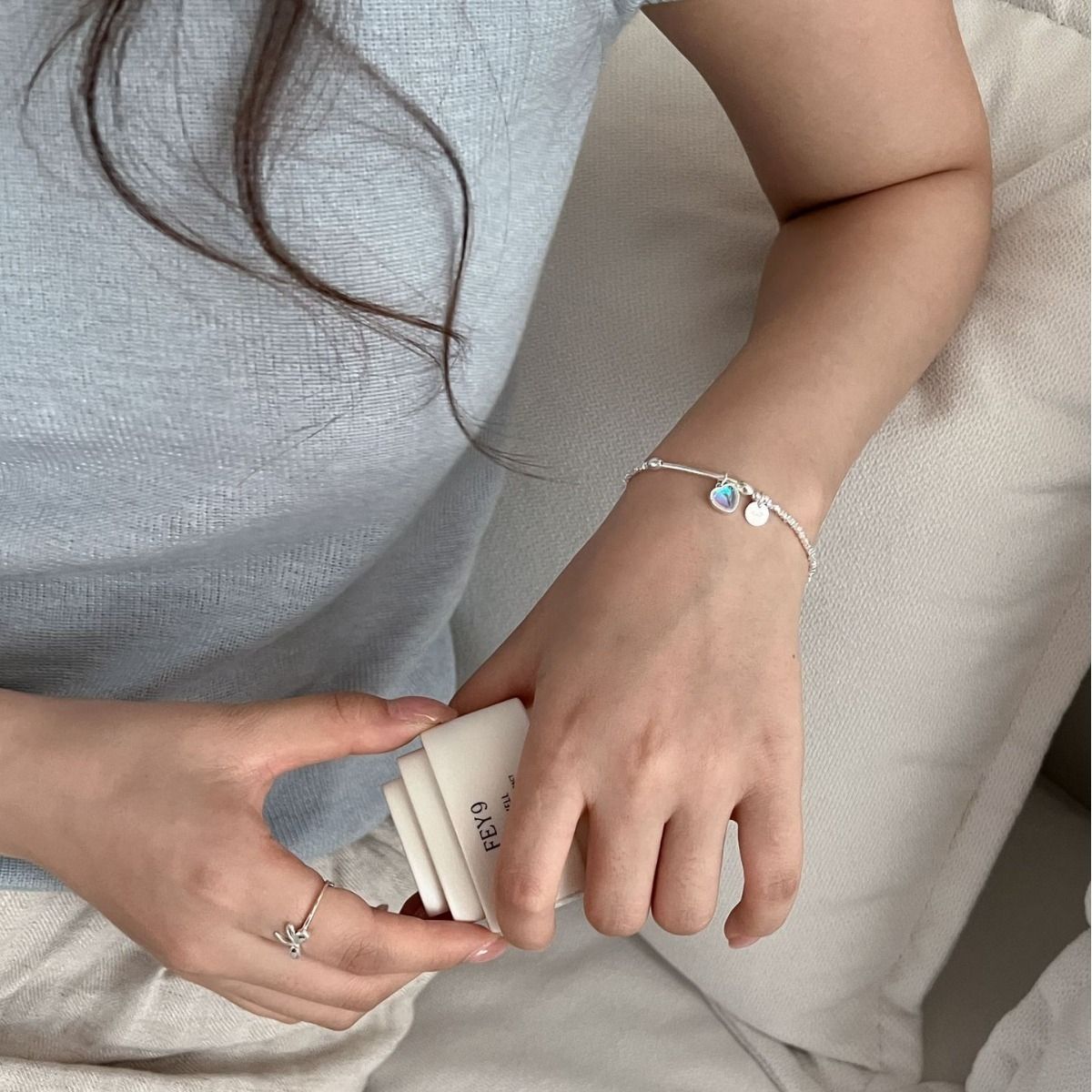 925silver🩶愛心月光石碎銀子手鍊｜點圖片看更多