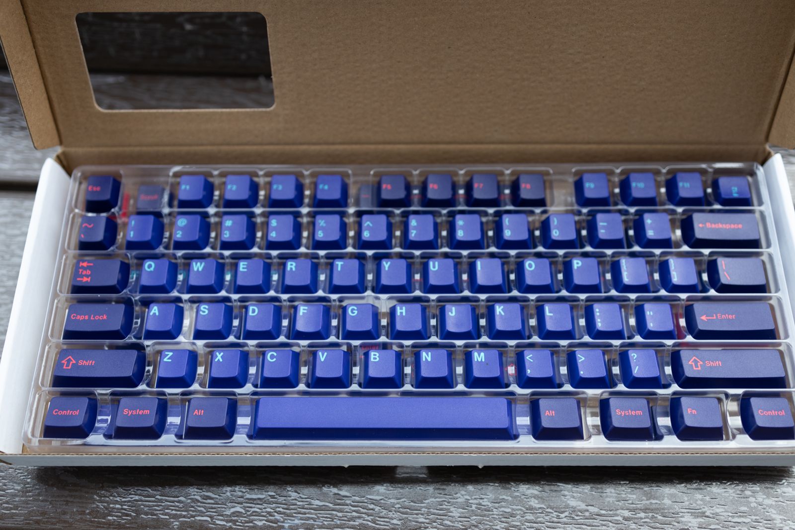 GMK Laser + 個性鍵帽