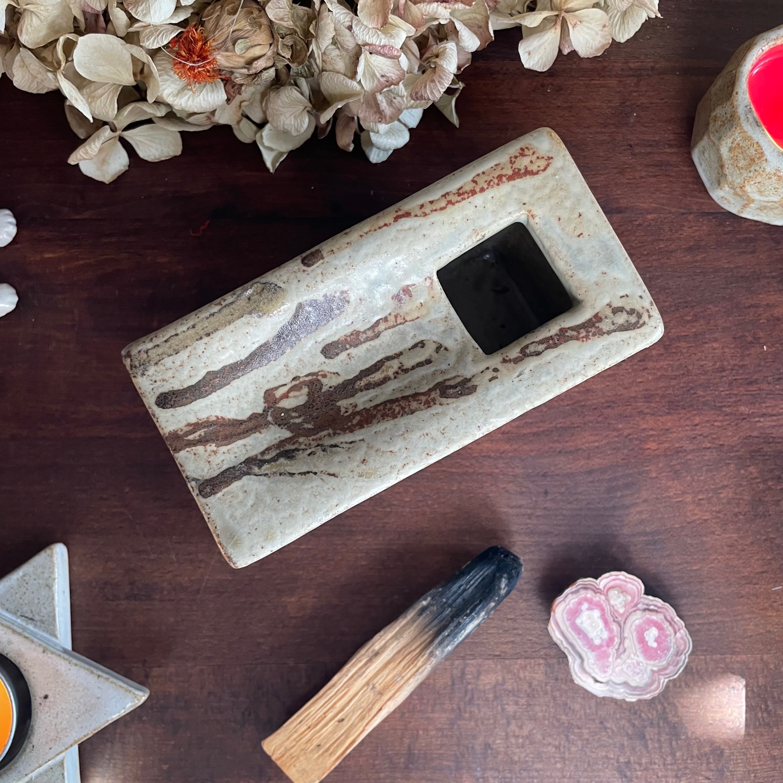 醜肥皂X雅藝盆栽｜極簡聖木碟A