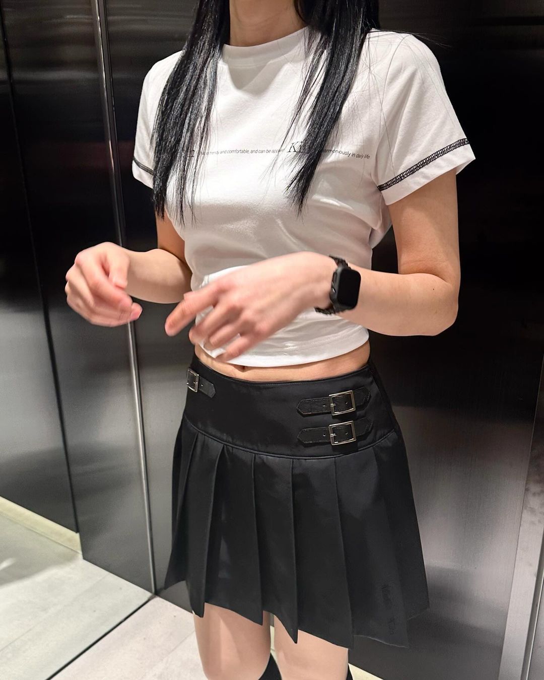 MATIN KIM MATIN SMALL LINE LOGO STITCH CROP TOP