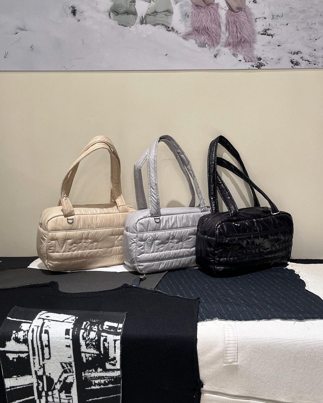 MATIN KIM LOGO STITCH PADDING SQUARE BAG