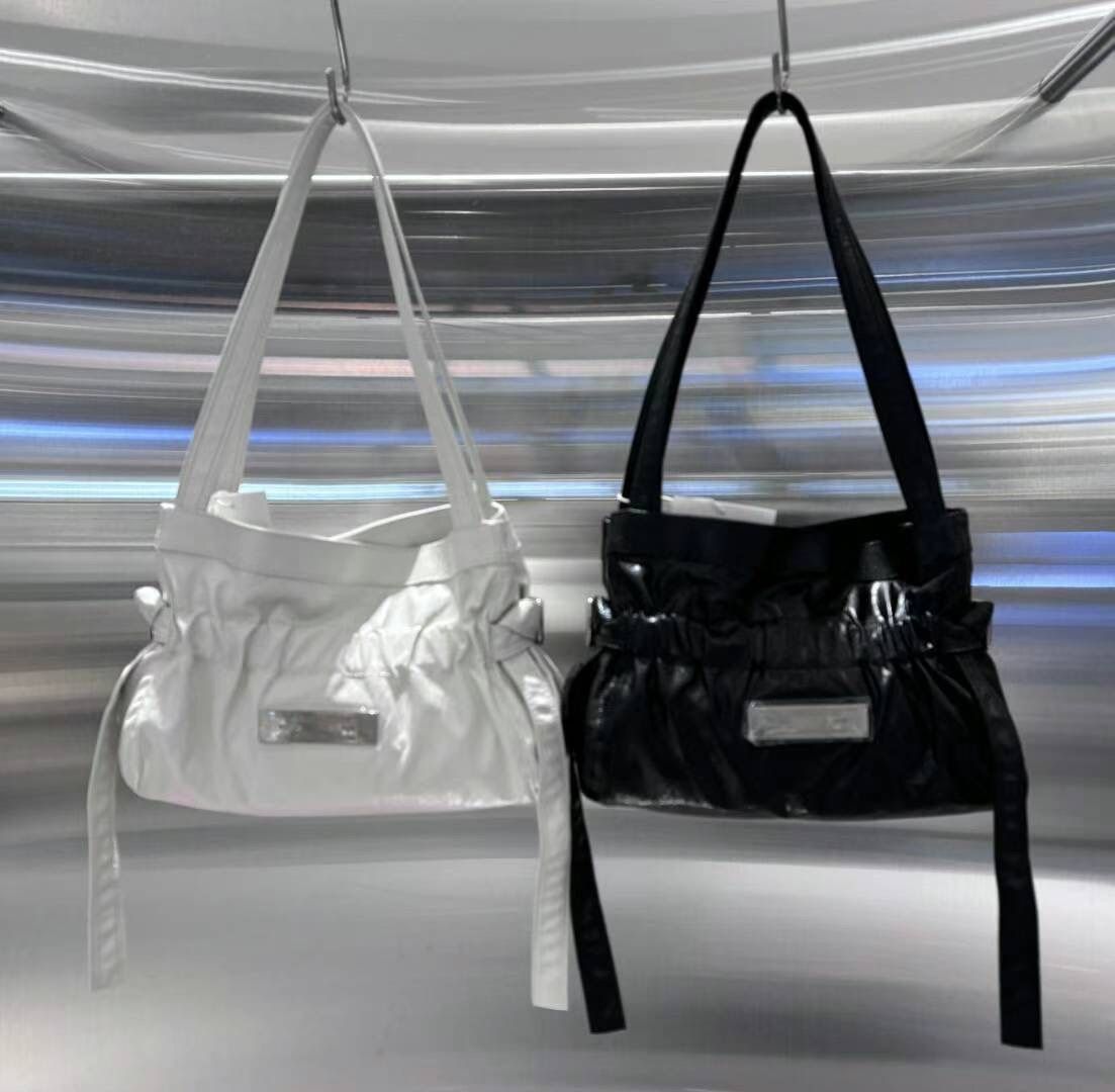MATIN KIM FAUX LEATHER SEASHELL MINI BAG