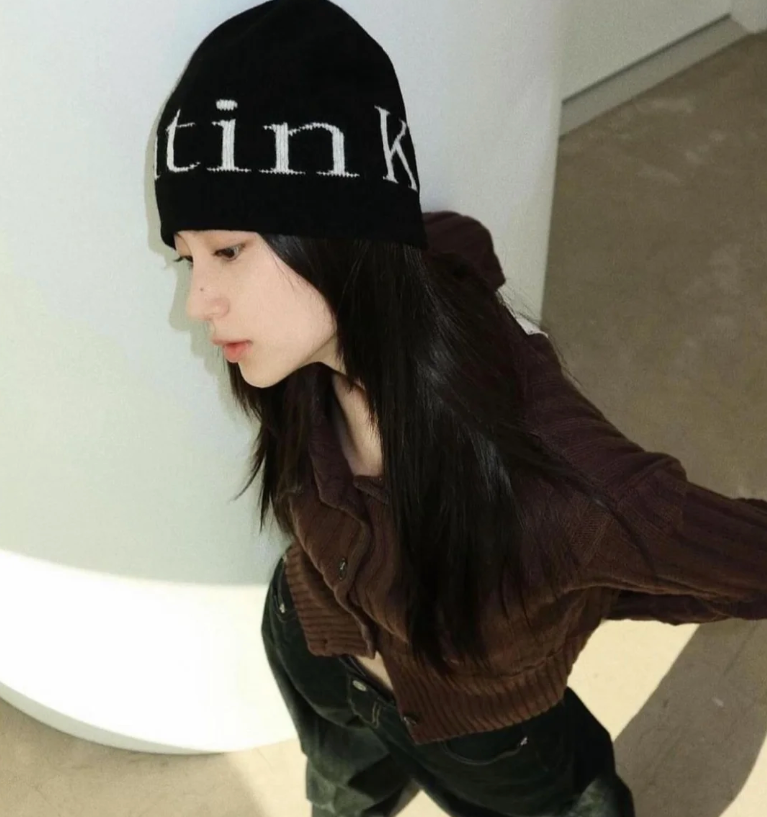 黑色特價 MATIN KIM LOGO JACQUARD SHORT BEANIE IN 毛帽