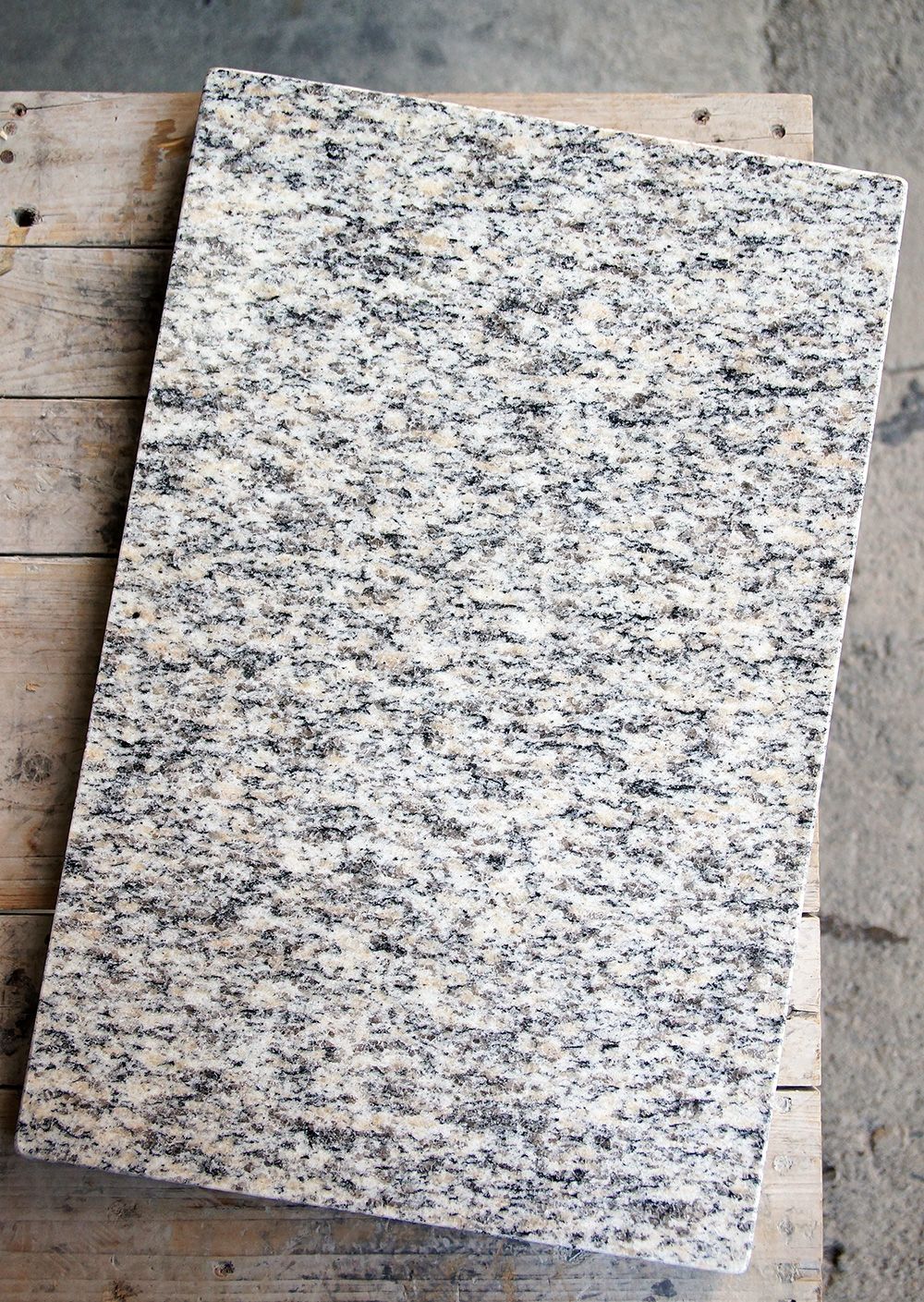 🌏【惜物石】天然花崗岩板 烘焙 揉麵板 桌板 刀切砧板 炙燒噴火 切割 墊板 金工皮雕 工作墊板 壓重配重 攝影道具背