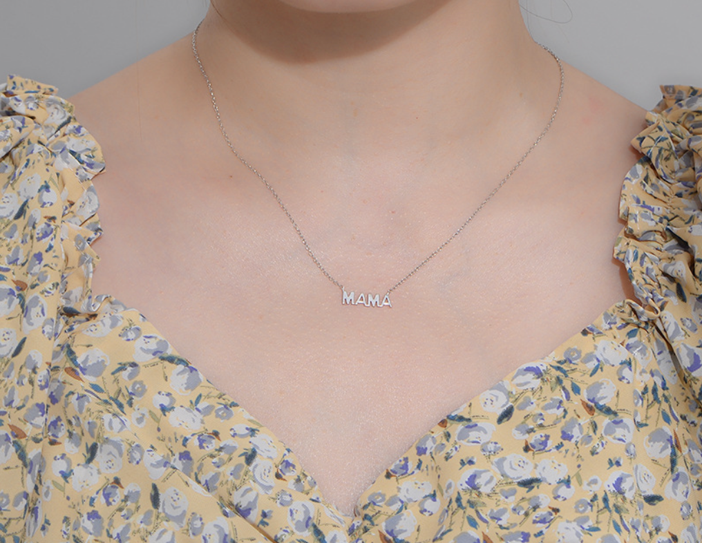 【Dolly’s】韓-全純銀 母親的思念 電鍍14K光面mama字母吊墜 情人節禮物鎖骨鏈 308A14