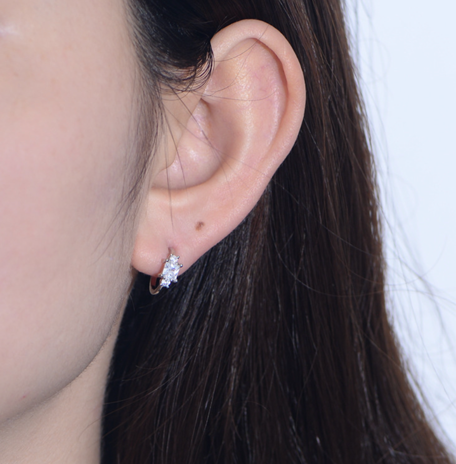 【Dolly’s】韓-全純銀 唯美年華 C形耳環簡約幾何鋯石 情人節禮物耳環耳釘 308D10