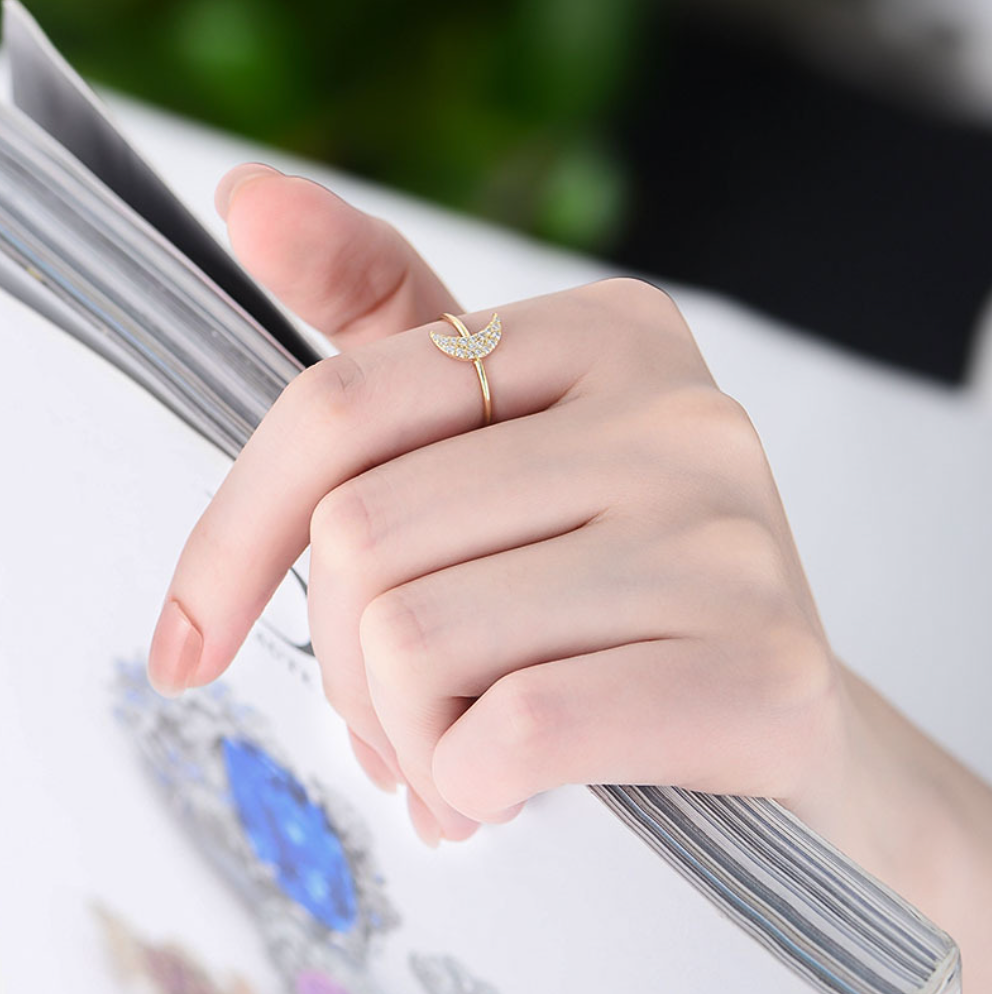 【Dolly’s】韓-全純銀 弦月交織 微鑲鋯石月亮簡約指環 情人節禮物造型指戒 戒指 308C01