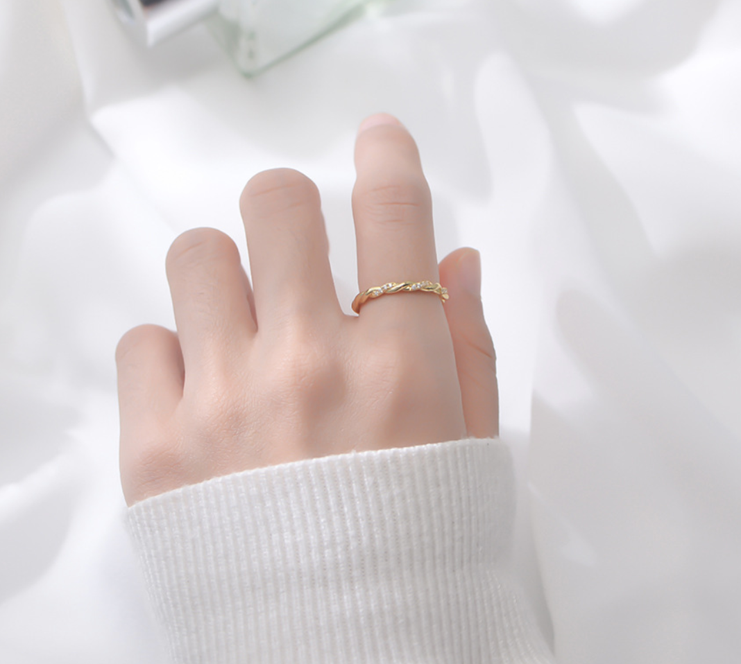 【Dolly’s】韓-全純銀 桐遊花璇 麻花扭紋纏繞約 情人節禮物造型指戒 戒指 308C12