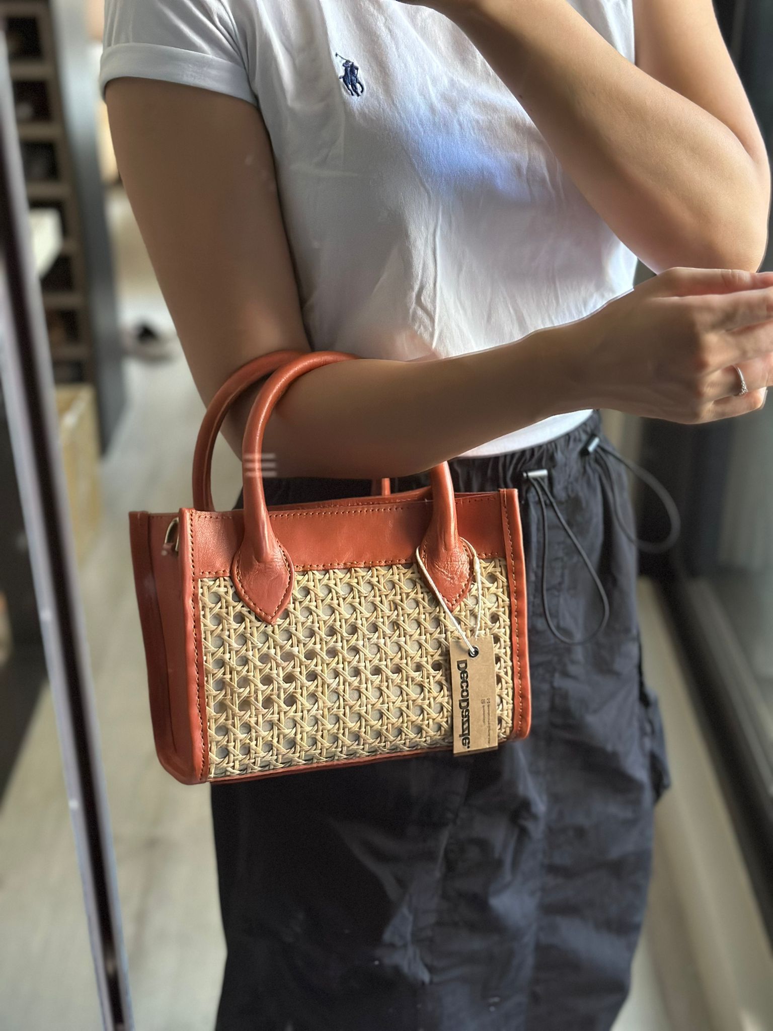 DecoDazzle🪬峇里島藤編撞色手工兩用牛皮方形包