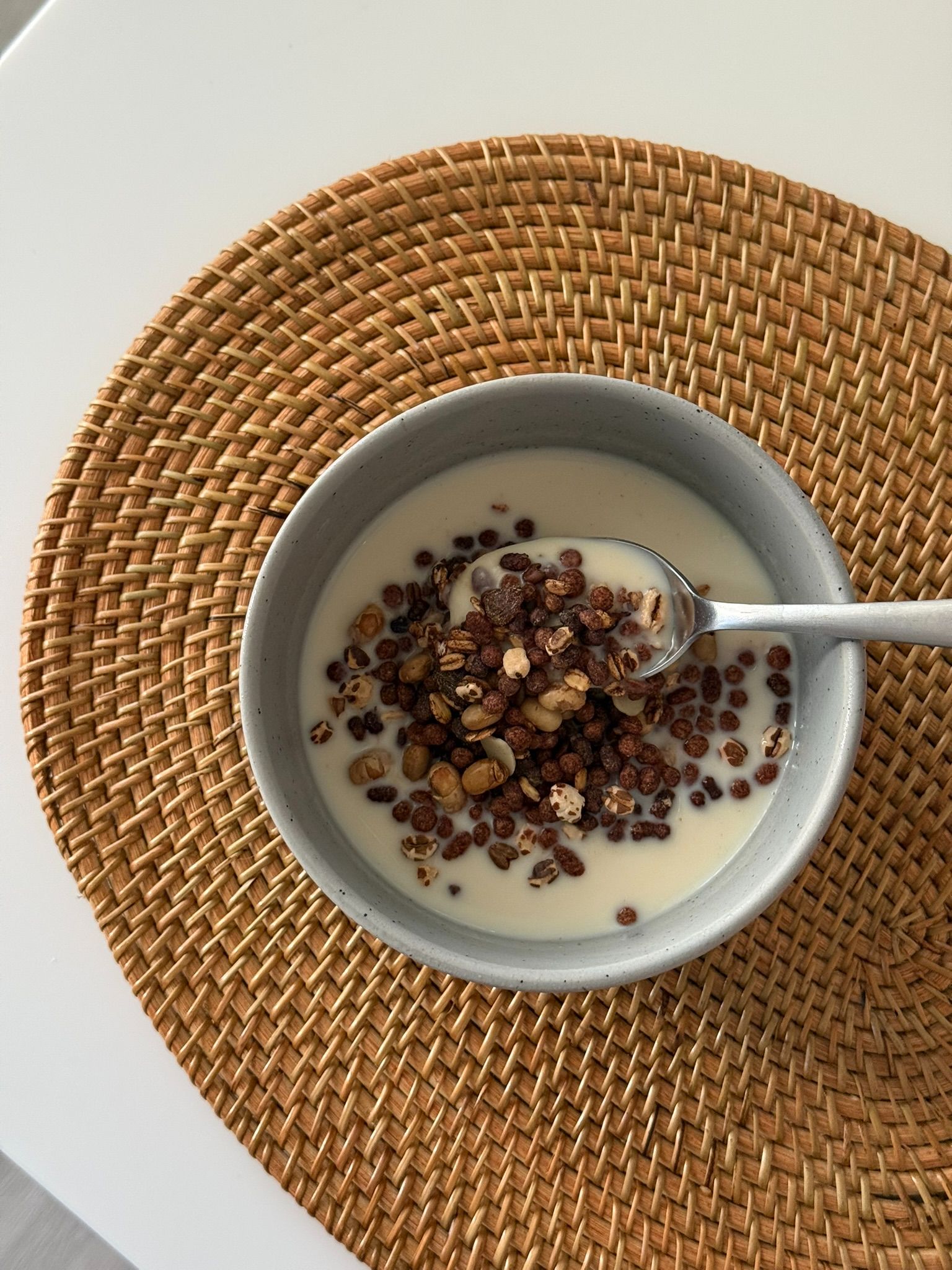 DecoDazzle🪬峇里島手工Rattan藤編餐墊（二入組）