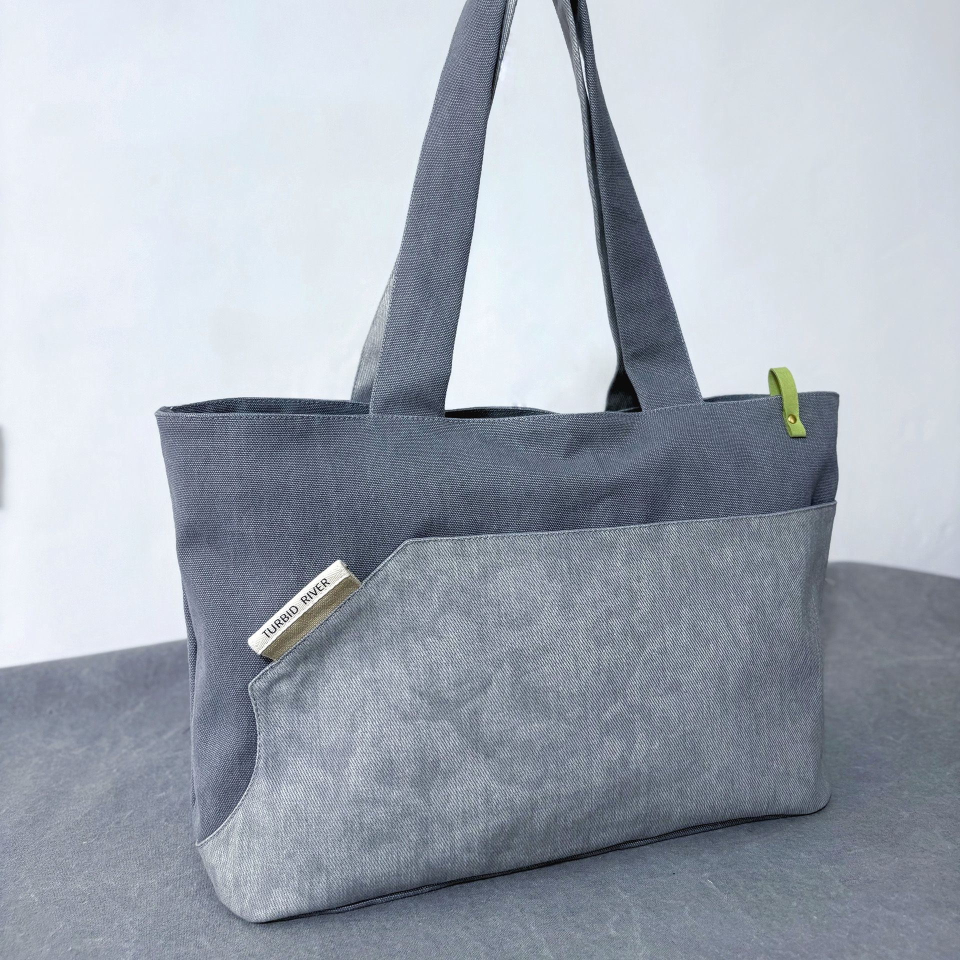 | 13吋 X 積雲灰 | 自然四景系列 大容量托特 | 厚磅水洗帆布 |