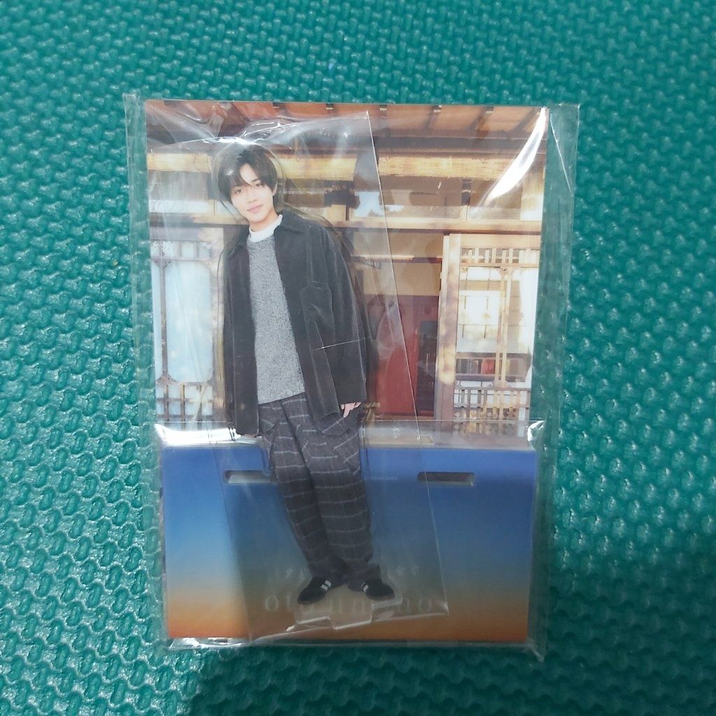 永瀬廉 黃昏下牽起手 立牌