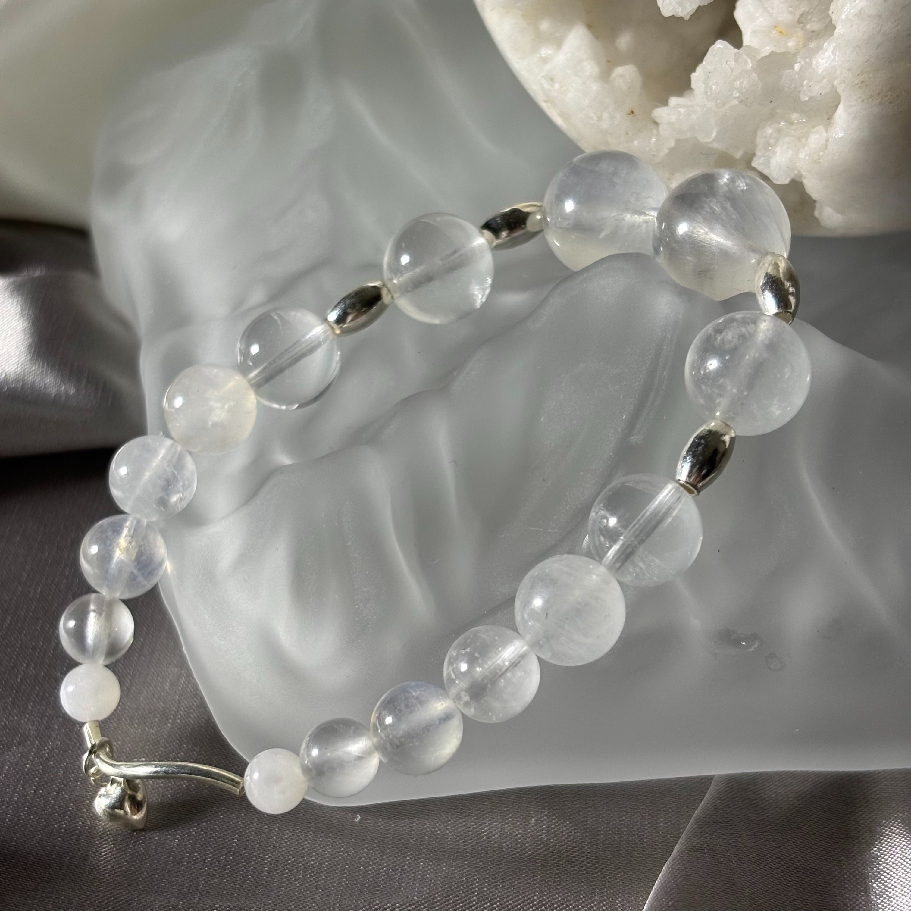 064  琪婭拉 Chiara