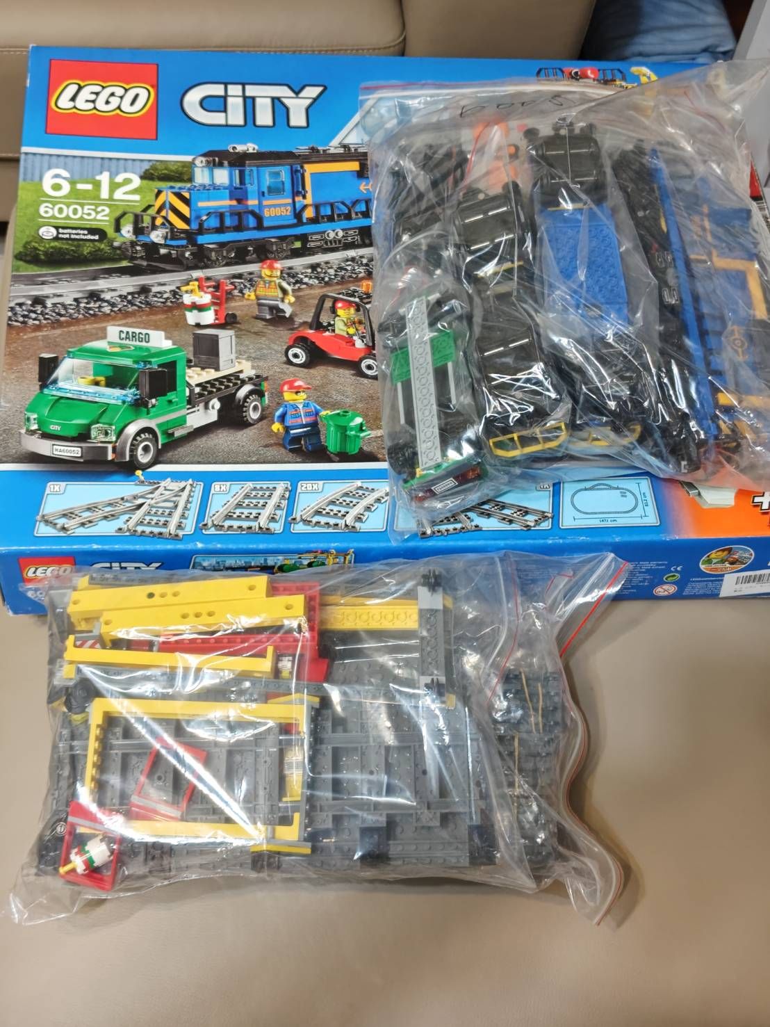 LEGO  中古  60052   無說明書，不要外盒再請下單