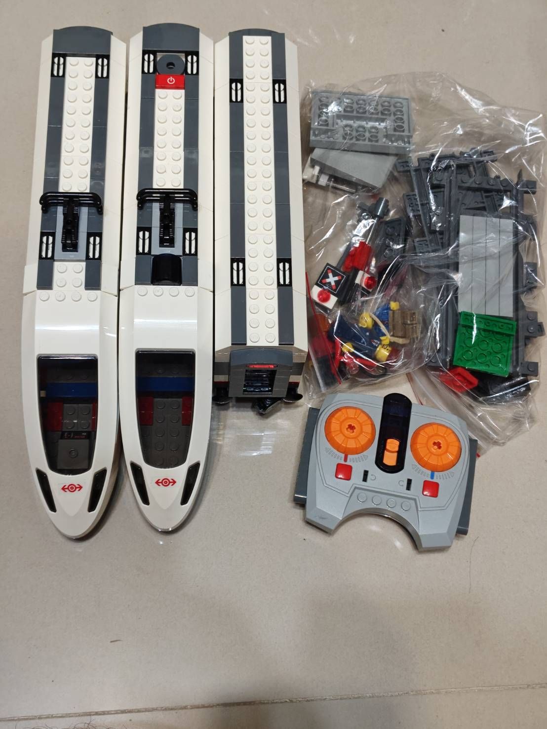 LEGO  中古火車 60051  狀態不錯，無盒無書