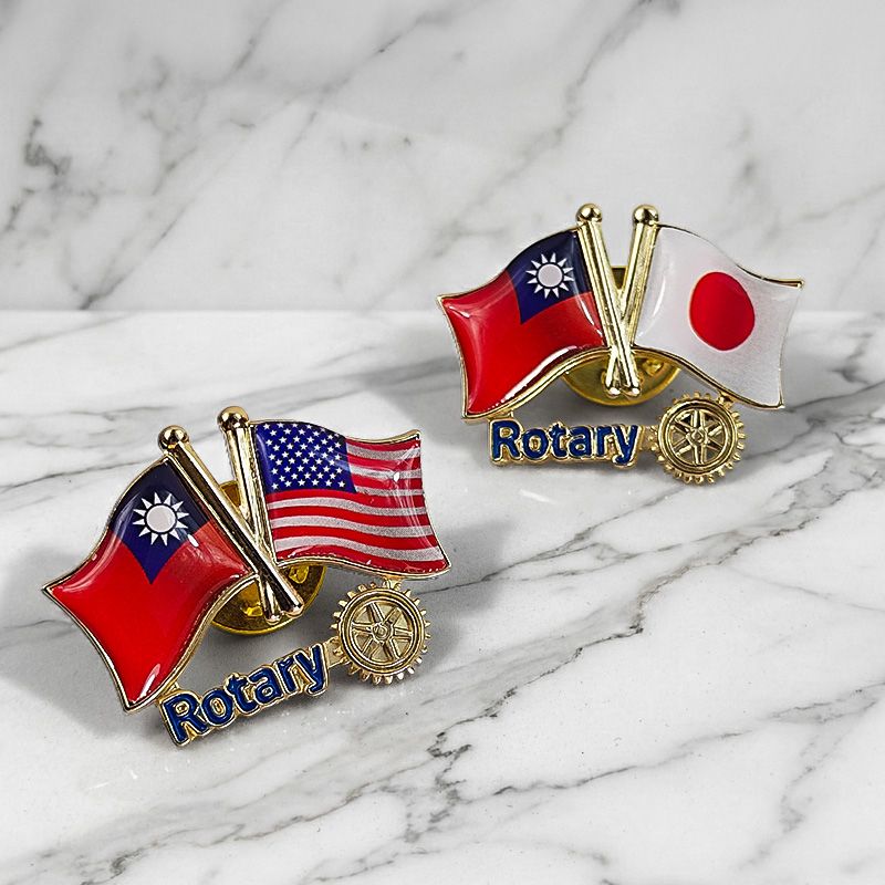 主品牌標誌雙國旗徽章