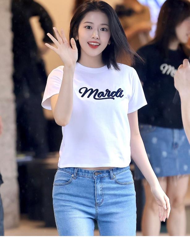 Mardi 合身版 SLIM TSHIRT MARDI VINTAGE LOGO