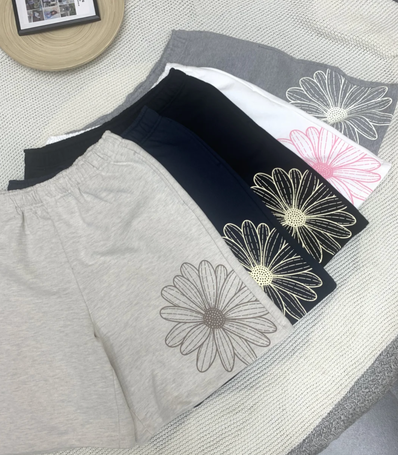 Mardi mercredi 五分褲 OVERSIZED SWEAT BERMUDA FLOWER