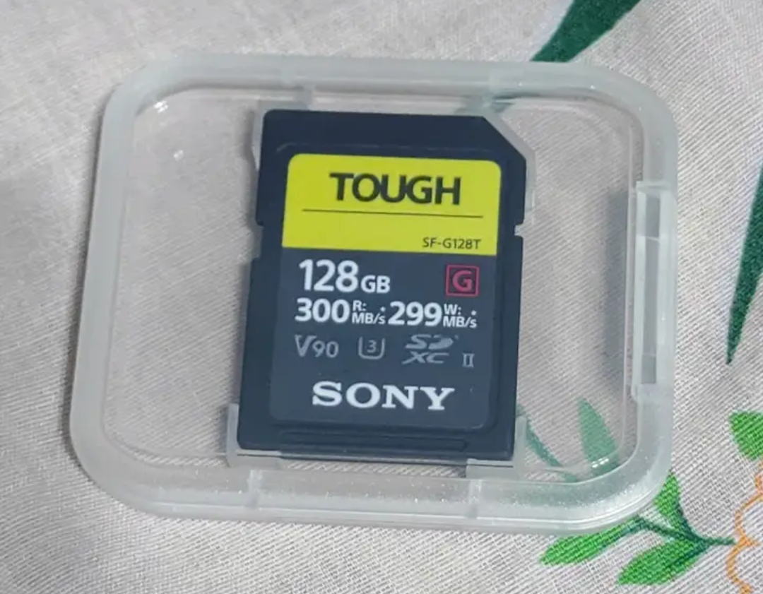 SONY SF-G128T 防水記憶卡 / 128GB TOUGH UHS-II 高速 記憶卡