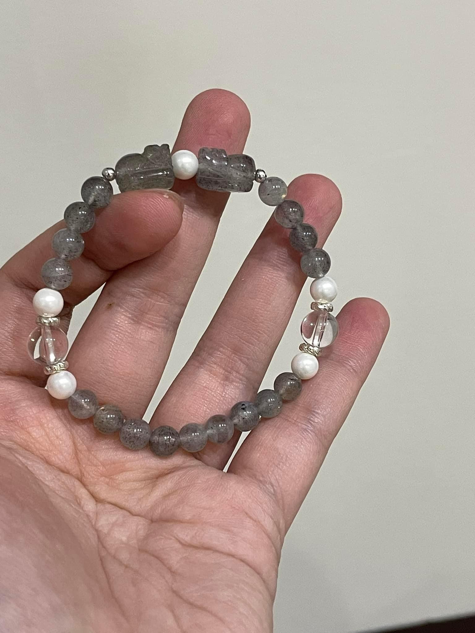 D004灰月光貔貅X貝珠X白水晶