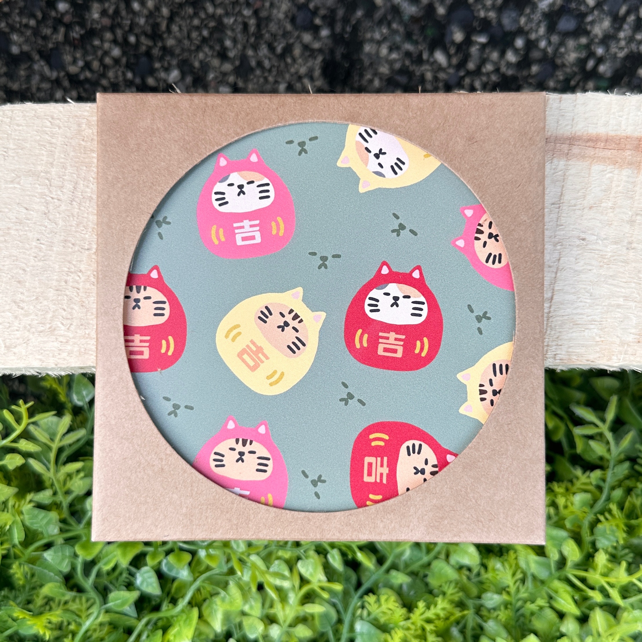 吉莉兄妹-達摩杯墊（大圖）