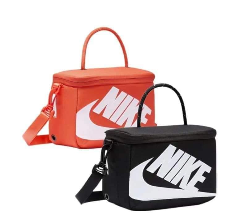 NIKE 鞋和造型設計 小包 相機包