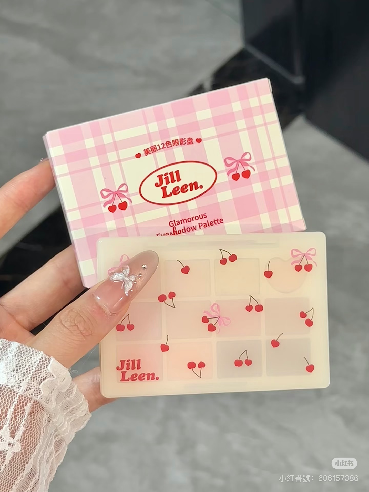 JILL LEEN盛夏小櫻桃十二色眼影盤🍒