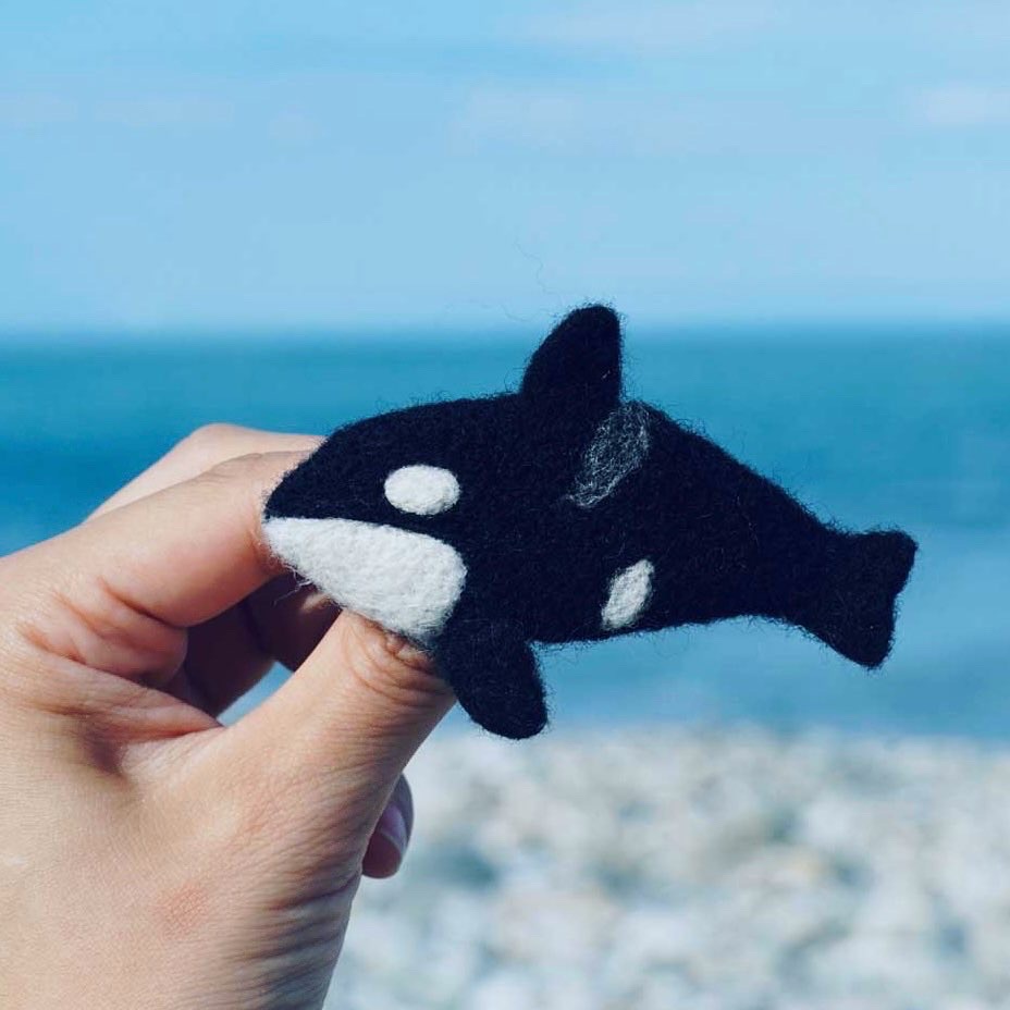 鯨晚晚安系列羊毛氈別針 擺飾