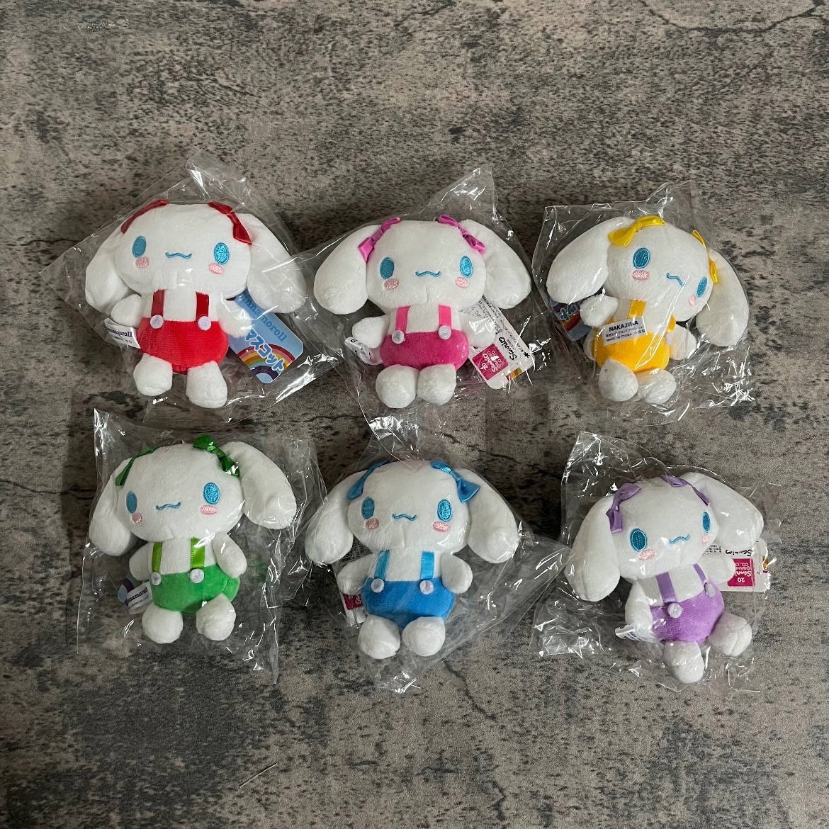 【現貨售完不補】日本彩虹系列大耳狗🌈